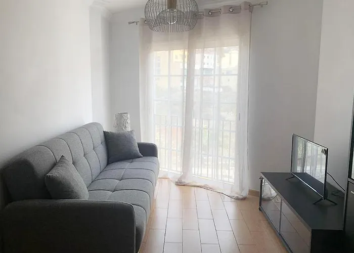 Moon House Apartment *